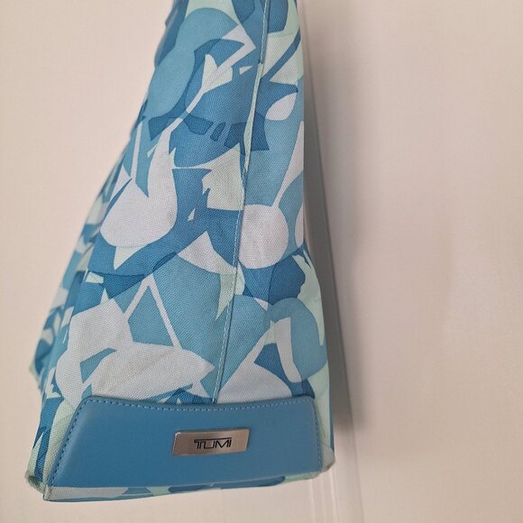 Tumi Womens Open Top Tote Handbag Double Strap, Blue  Leaf Canvas, Leather Trim - Picture 2 of 12